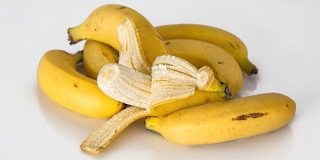 Resultado de imagem para fios brancos da banana
